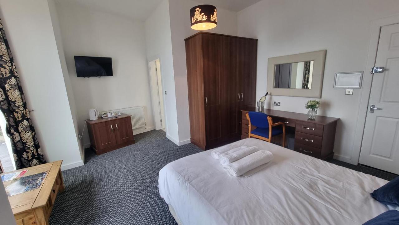 The Queen Vic Hotel Sunderland  Ngoại thất bức ảnh